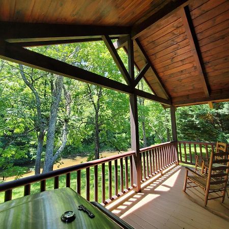 New River Trail Cabins Galax 外观 照片
