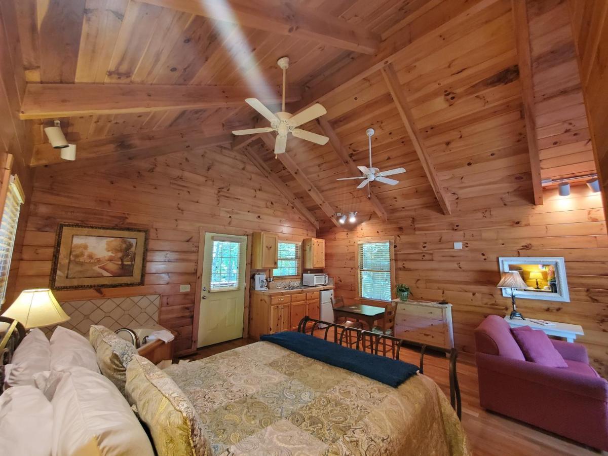 New River Trail Cabins Galax 外观 照片