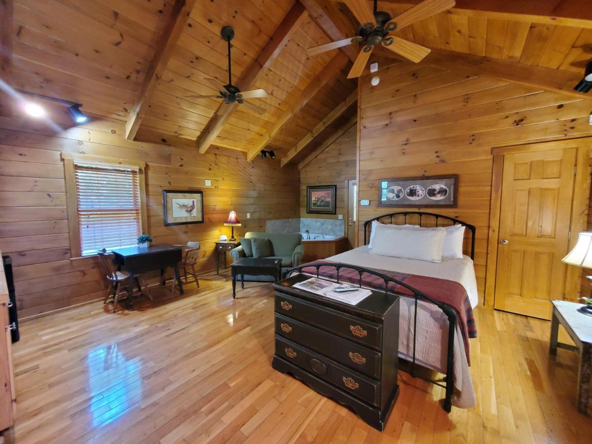 New River Trail Cabins Galax 外观 照片