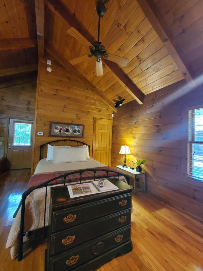 New River Trail Cabins Galax 外观 照片