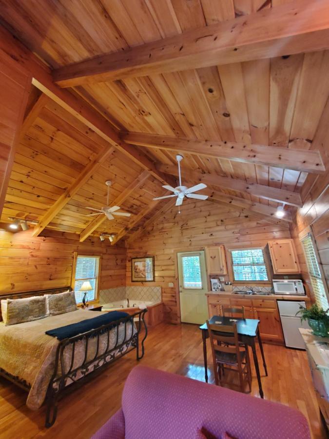 New River Trail Cabins Galax 外观 照片