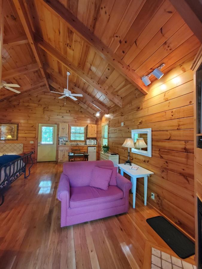 New River Trail Cabins Galax 外观 照片
