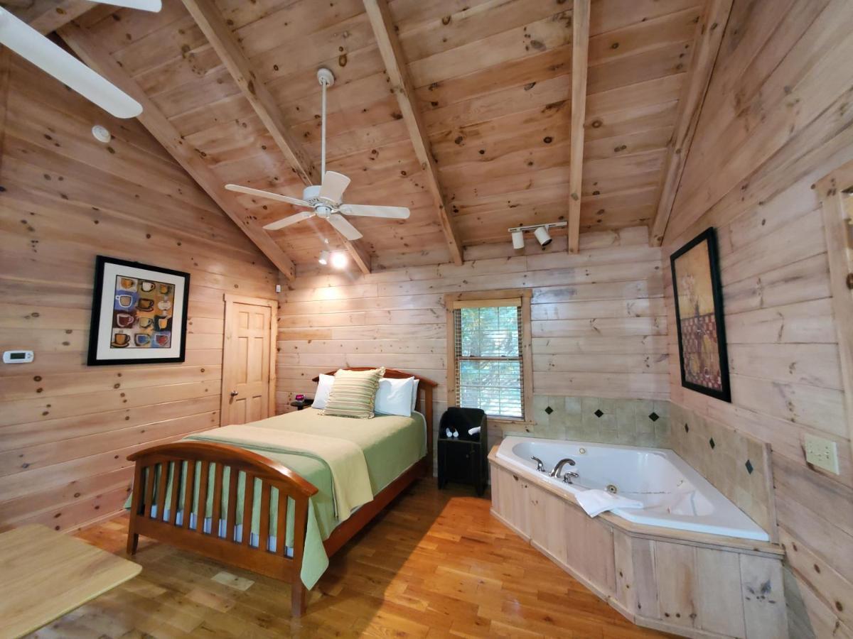 New River Trail Cabins Galax 外观 照片